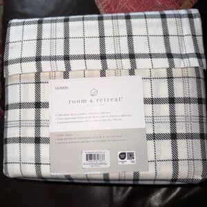 Room & Retreat 100 % Cotton Plaid Queen Sheet Set